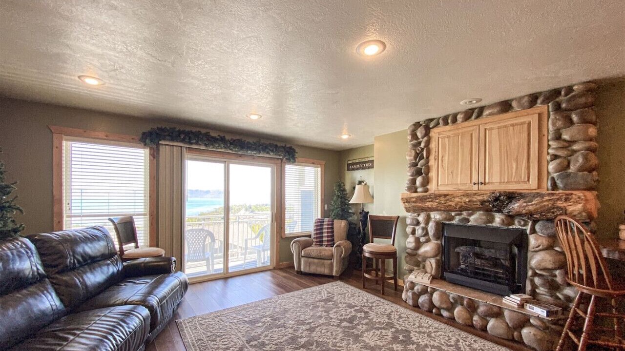 Photo of Bedroom in Harbor Village