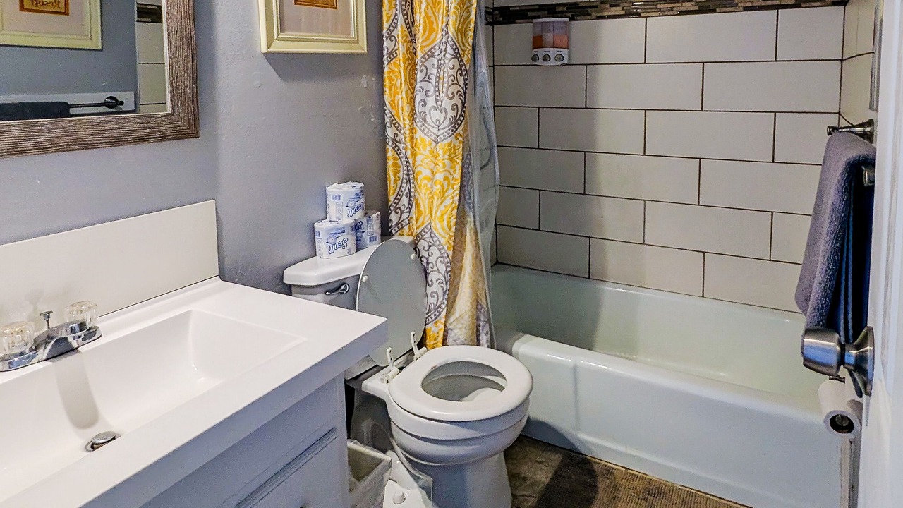 Photo of Bathroom in Lenexa