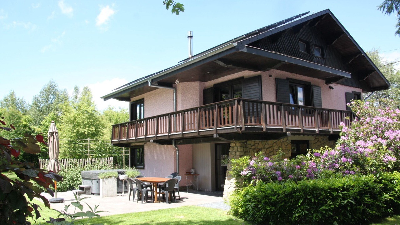 Photo of Outdoor in Izel