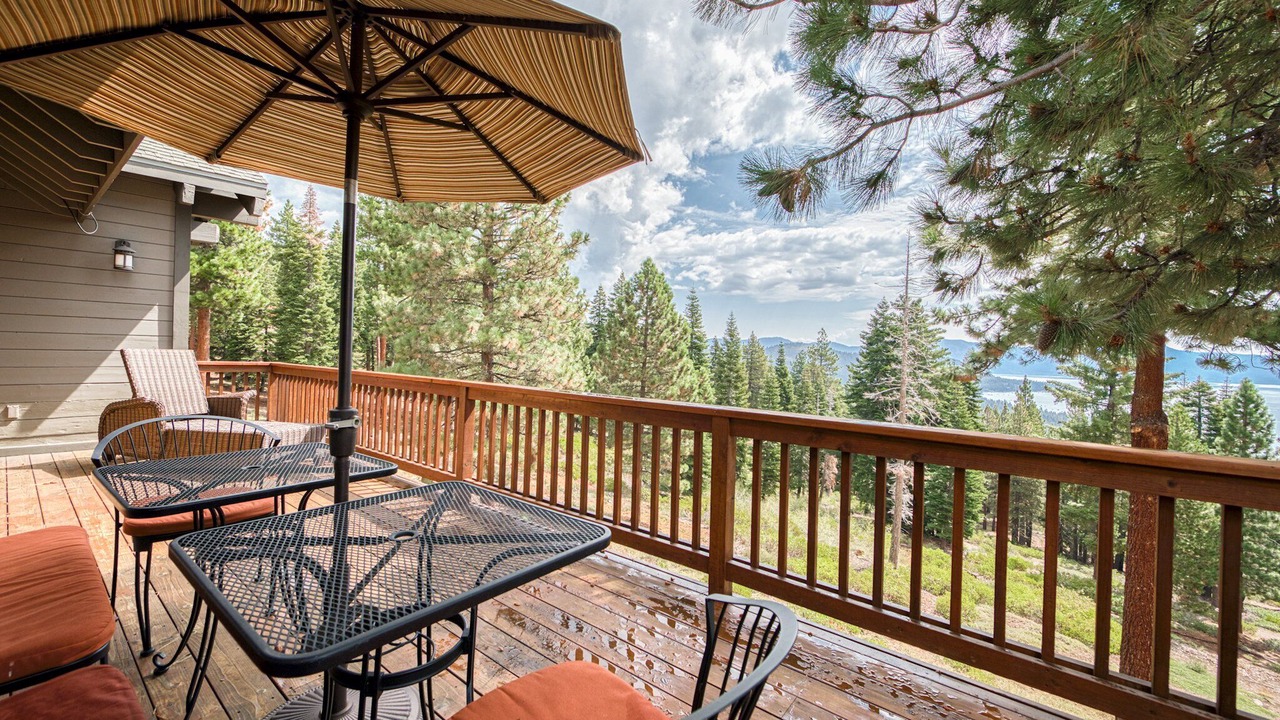 Photo of Outdoor in Kingswood Estates