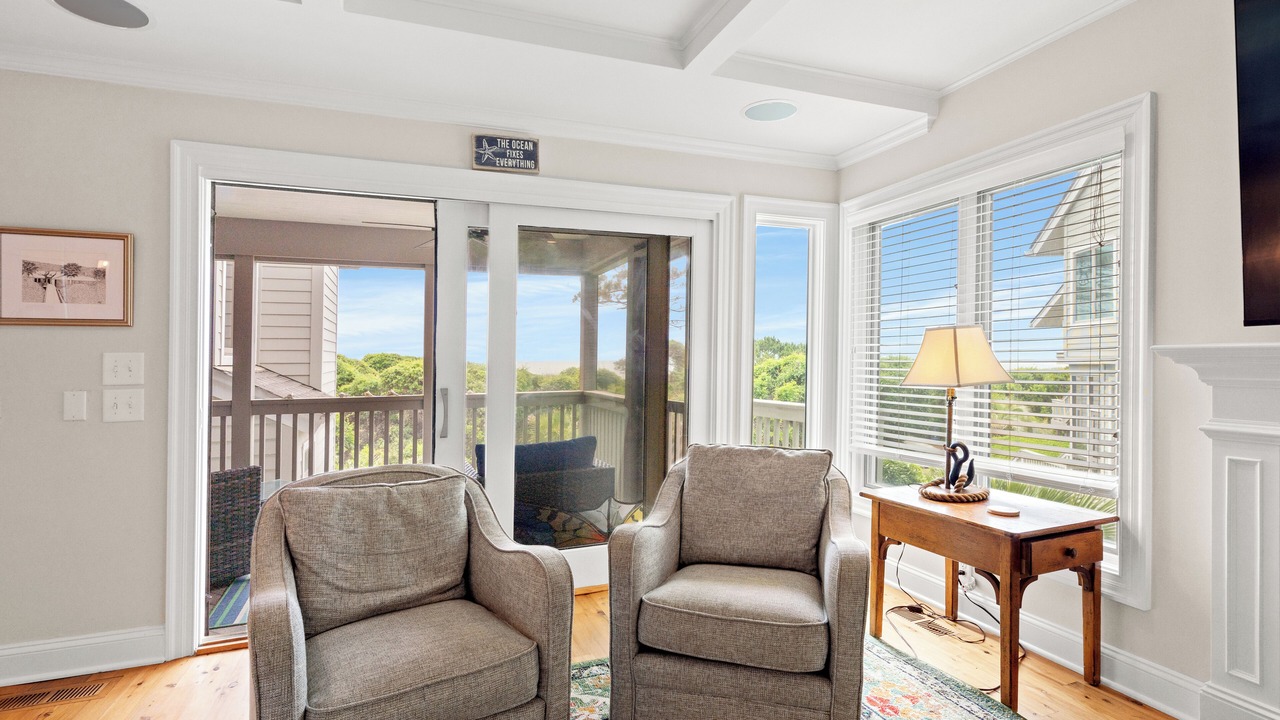 Photo of Livingroom in West Beach