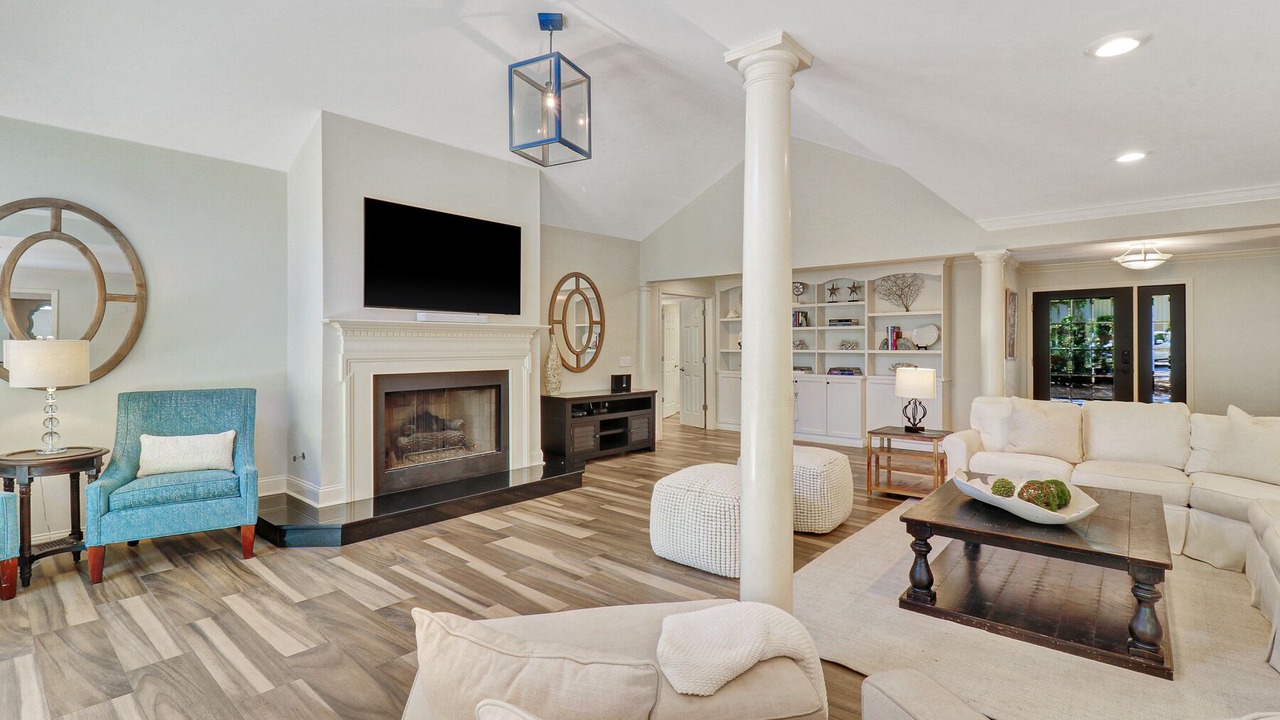 Photo of Livingroom in Sea Pines