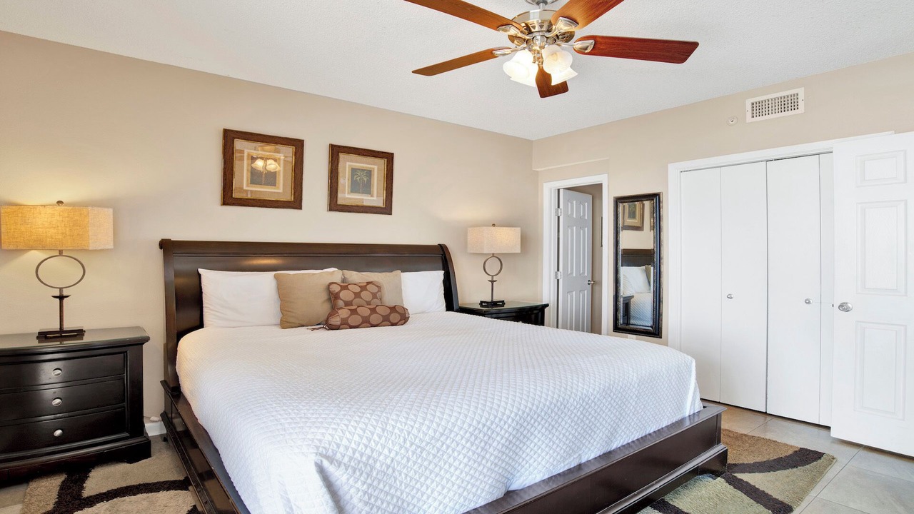 Photo of Bedroom in Orange Beach East