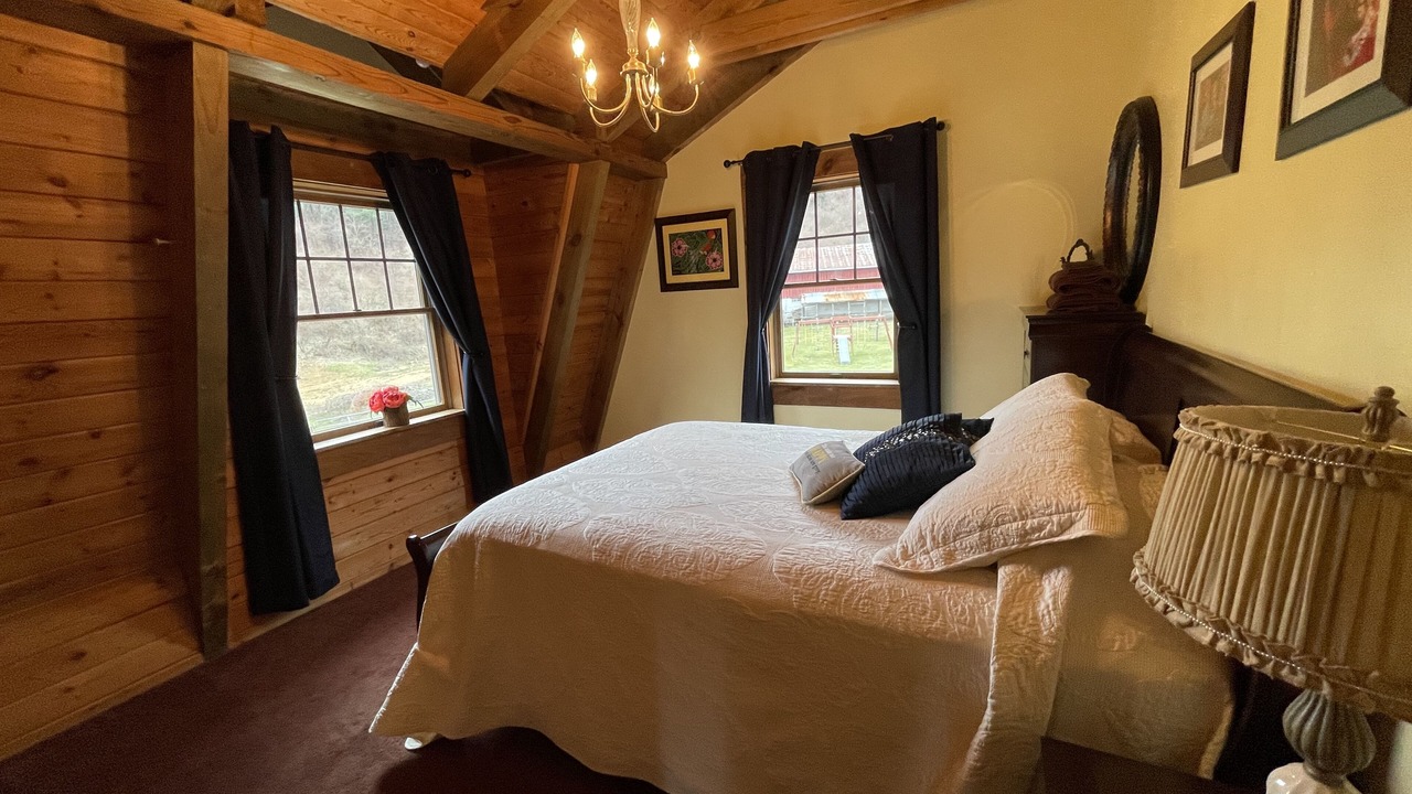 Photo of Bedroom in Mount Hope
