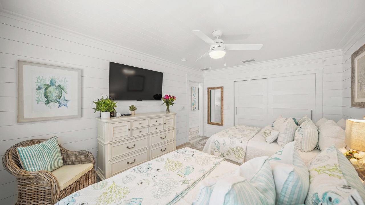 Photo of Bedroom in Holmes Beach