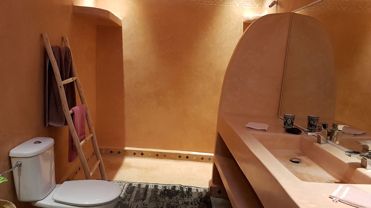 Photo of Bathroom in Tamrhakht