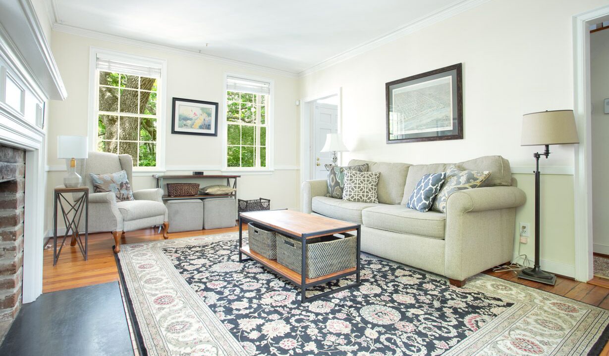 Photo of Bedroom in Historic District - North