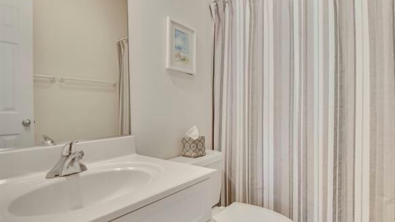 Photo of Bathroom in Ocean Hill
