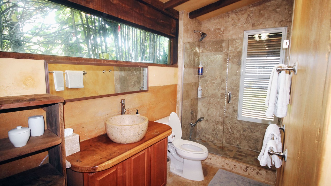 Photo of Bathroom in Lucia