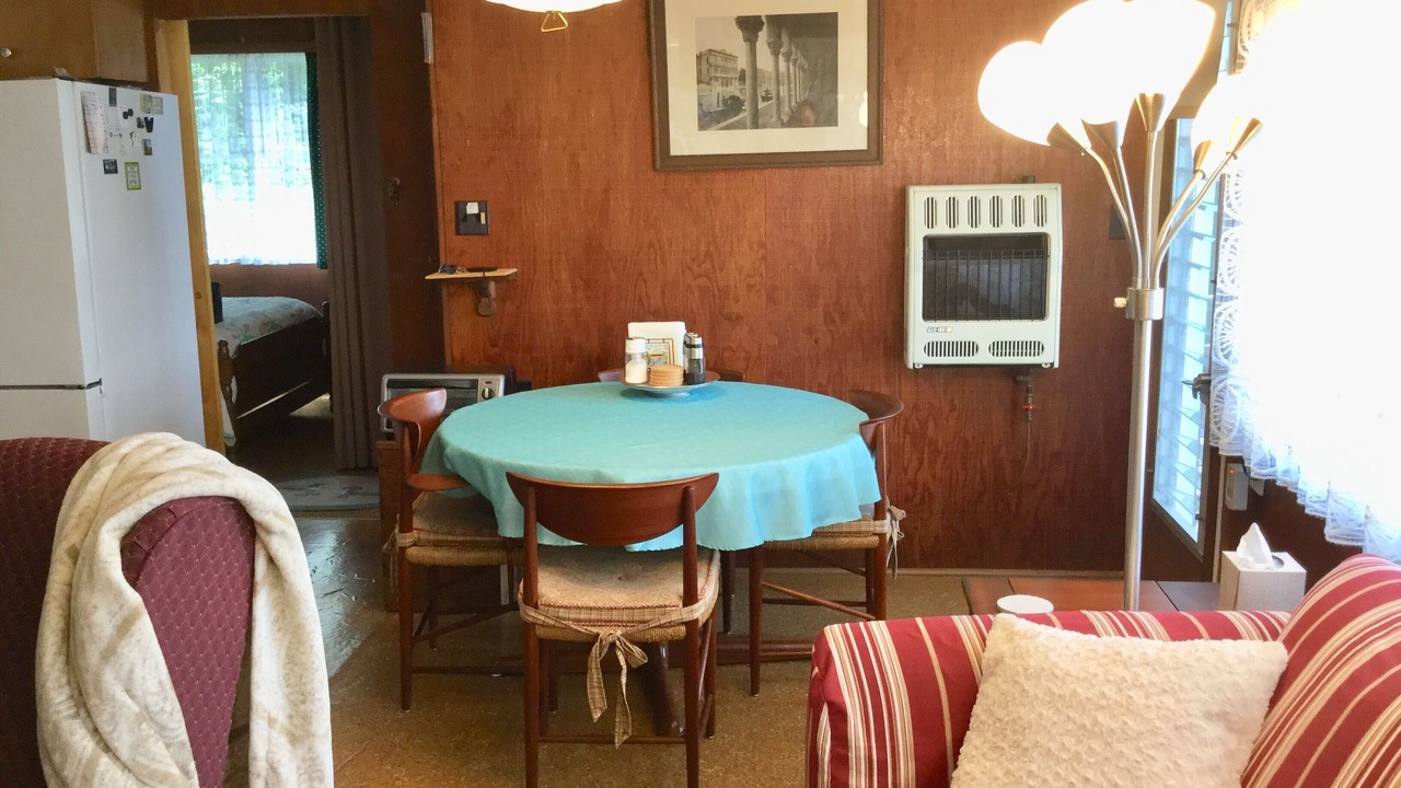 Photo of Livingroom in Ellsworth