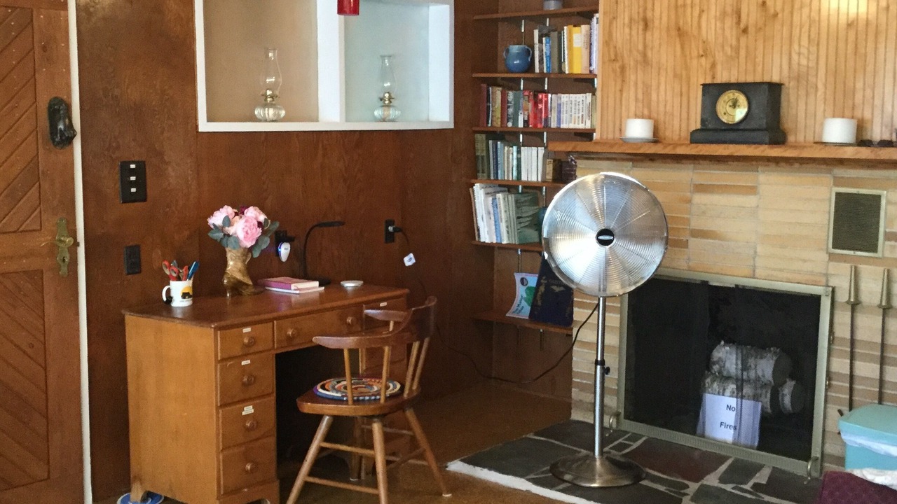 Photo of Livingroom in Ellsworth