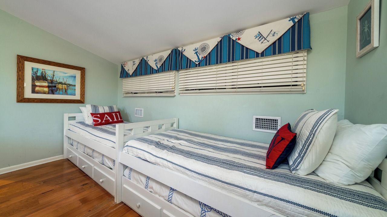 Photo of Bedroom in Tarpon Pond