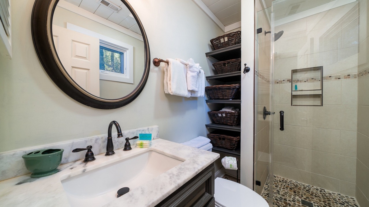 Photo of Bathroom in Tarpon Pond