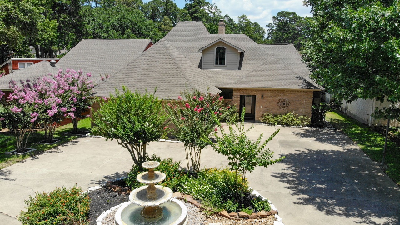 Photo of Outdoor in Walden on Lake Conroe