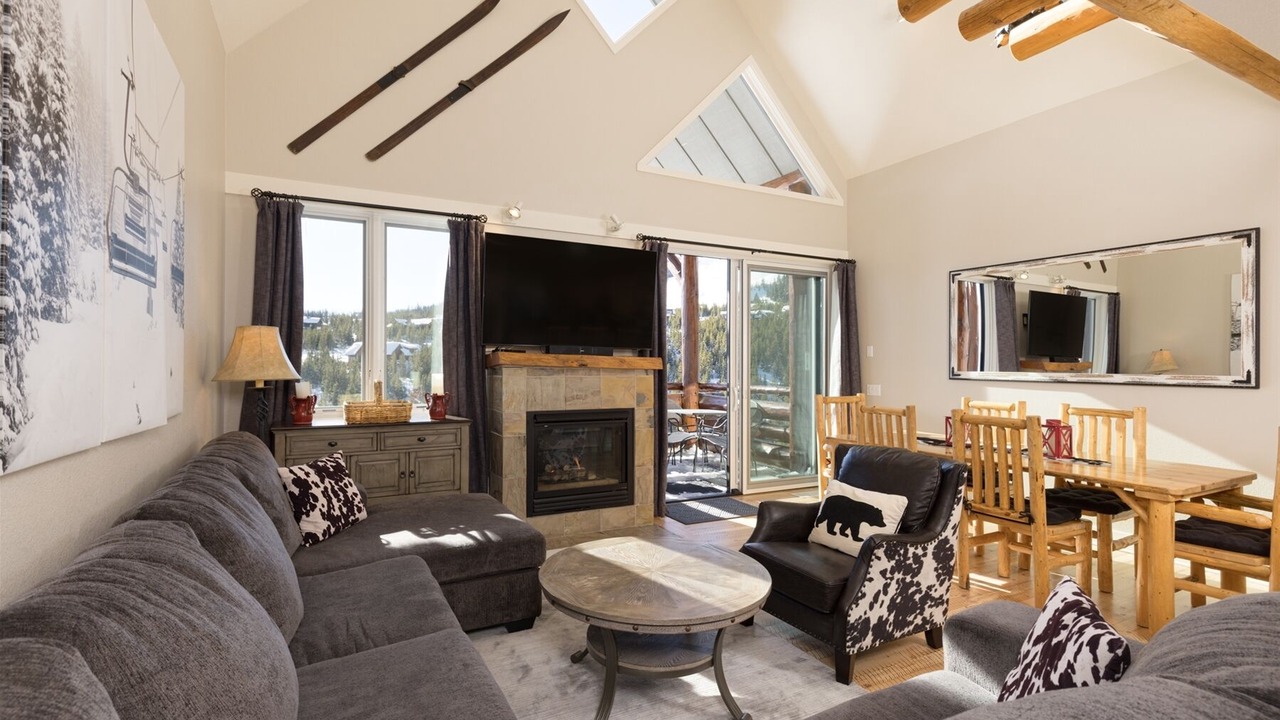 Photo of Livingroom in Saddle Ridge