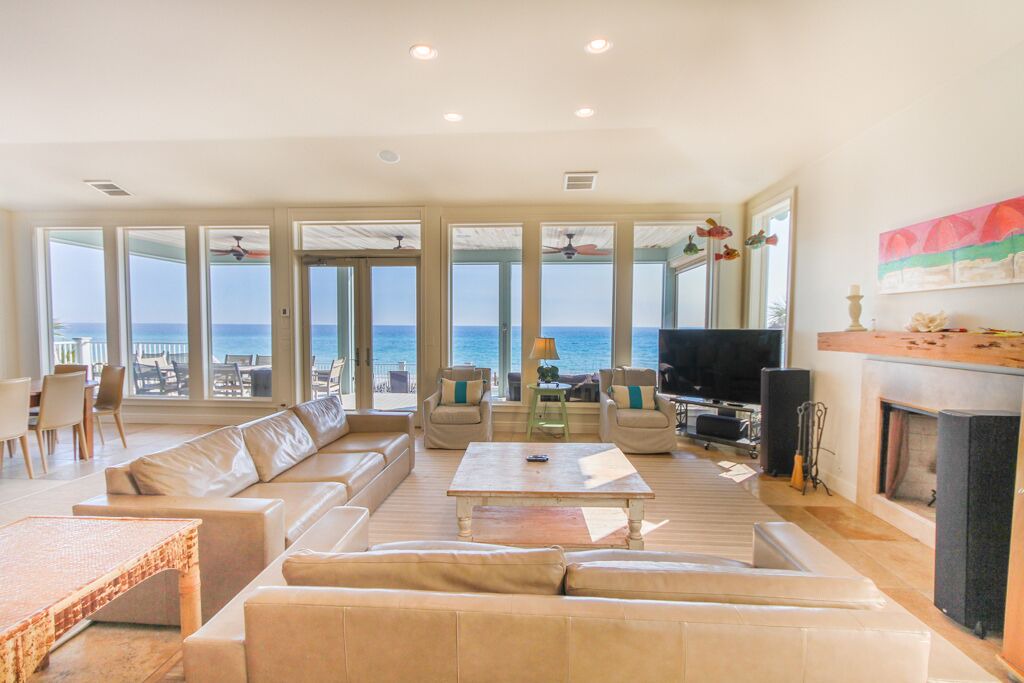 Photo of Livingroom in Gulf Pines