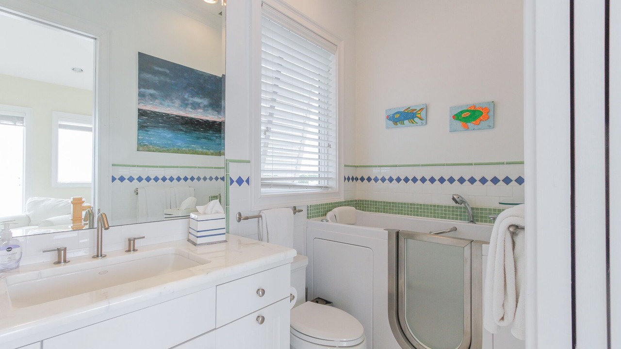 Photo of Bathroom in Gulf Pines