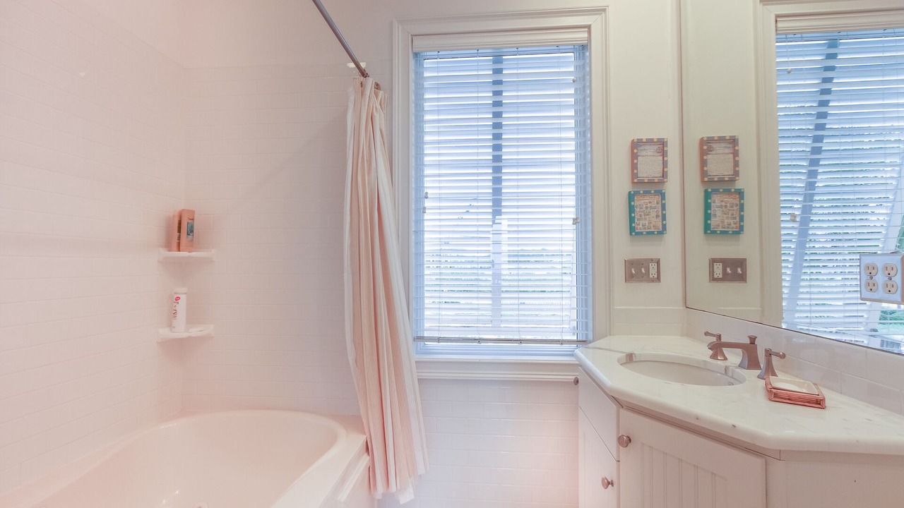 Photo of Bathroom in Gulf Pines