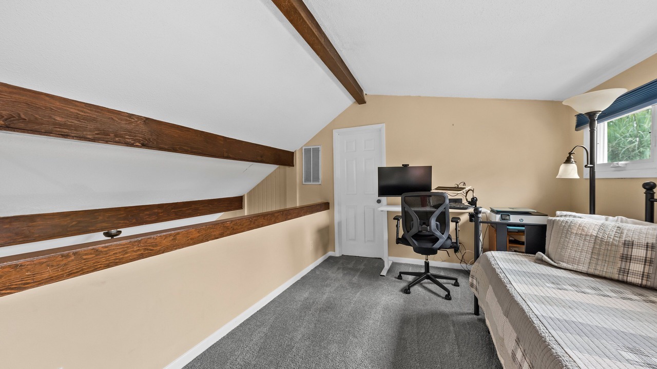 Photo of Bedroom in Tarpon Pond