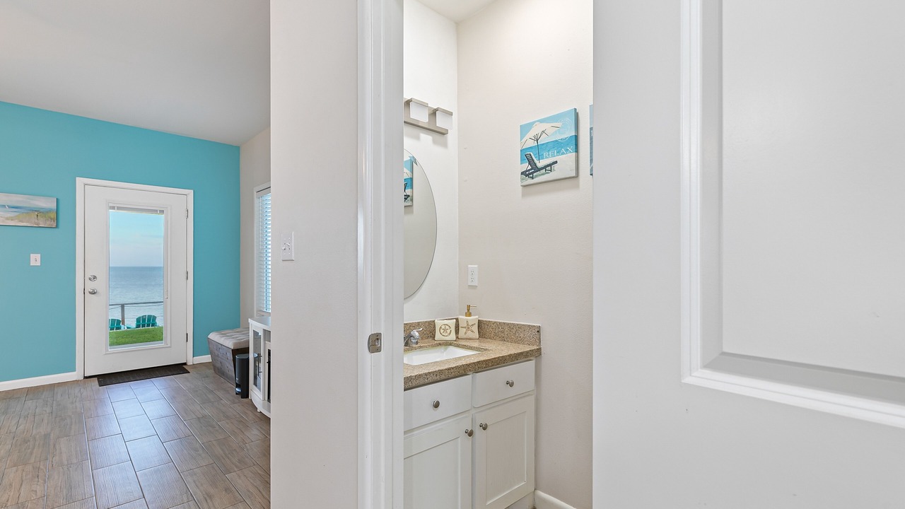 Photo of Bathroom in Port Isabel