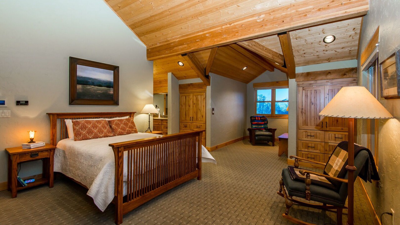 Photo of Bedroom in Sundance