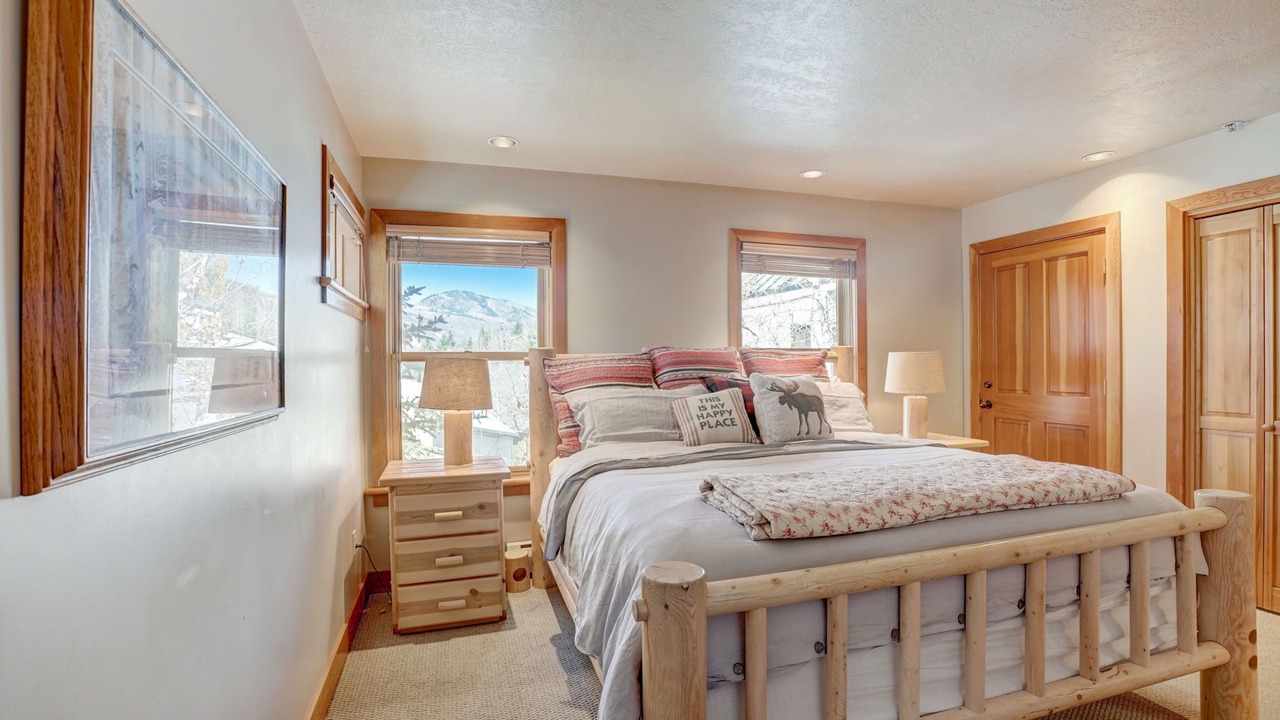 Photo of Bedroom in Deer Valley
