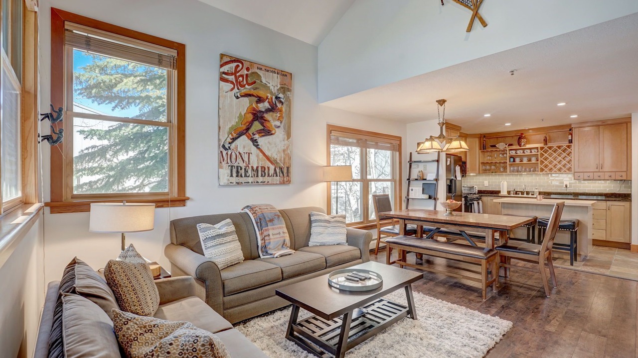Photo of Livingroom in Deer Valley