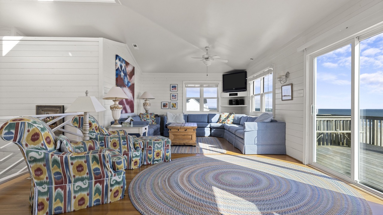 Photo of Livingroom in Atlantic Beach