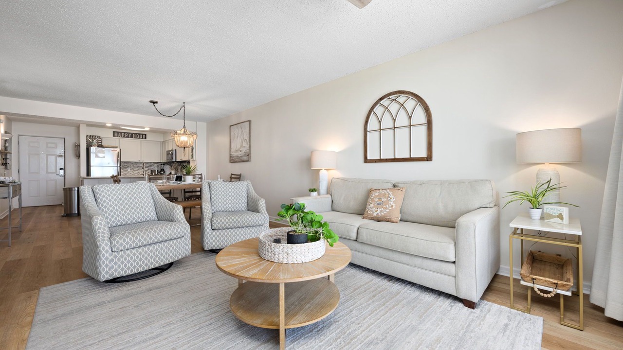Photo of Livingroom in Destin