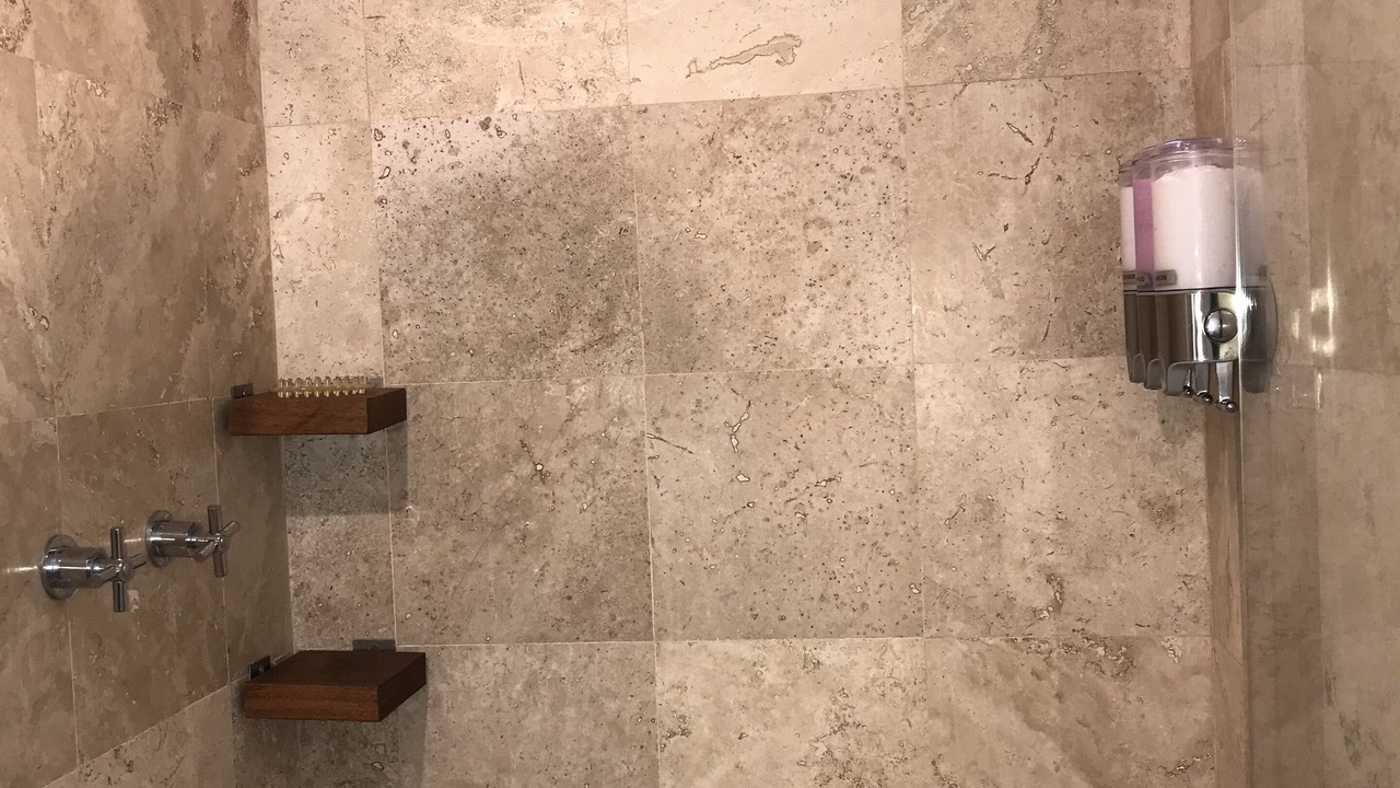 Photo of Bathroom in Del Valle