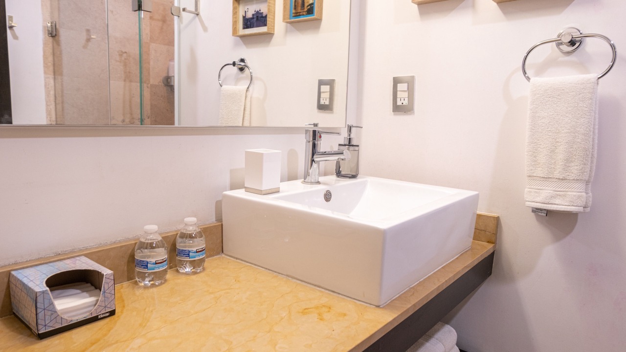 Photo of Bathroom in Del Valle