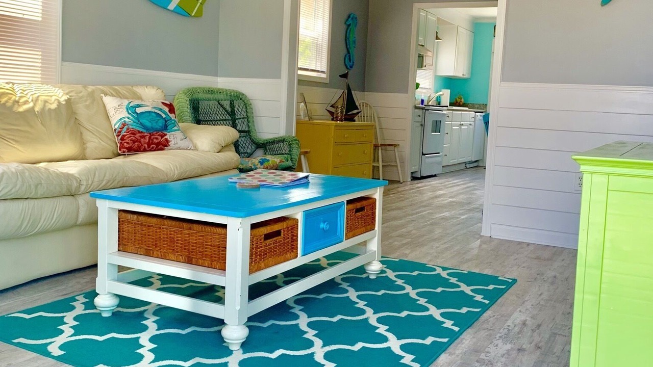Photo of Livingroom in Wilmington Beach