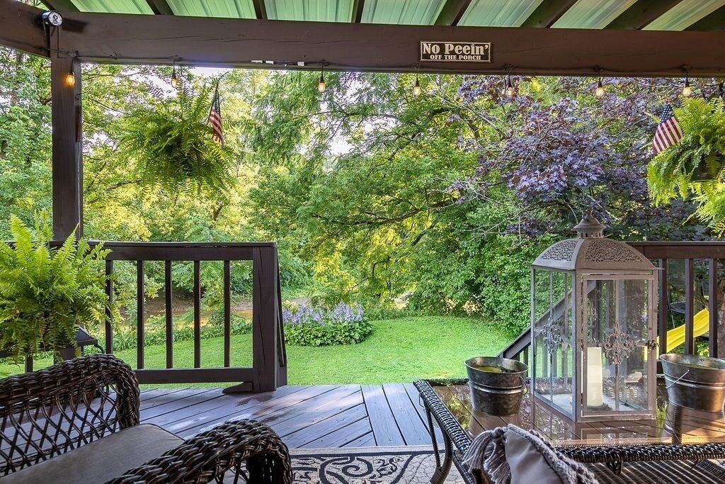 Photo of Outdoor in Nelsonville