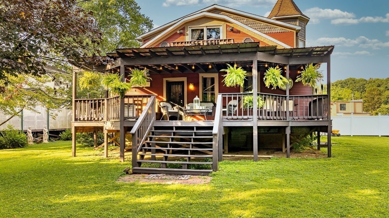 Photo of Outdoor in Nelsonville