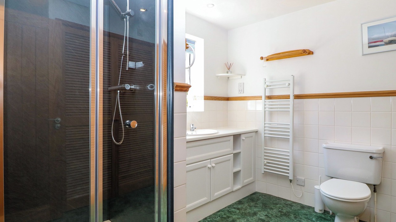 Photo of Bathroom in Edern