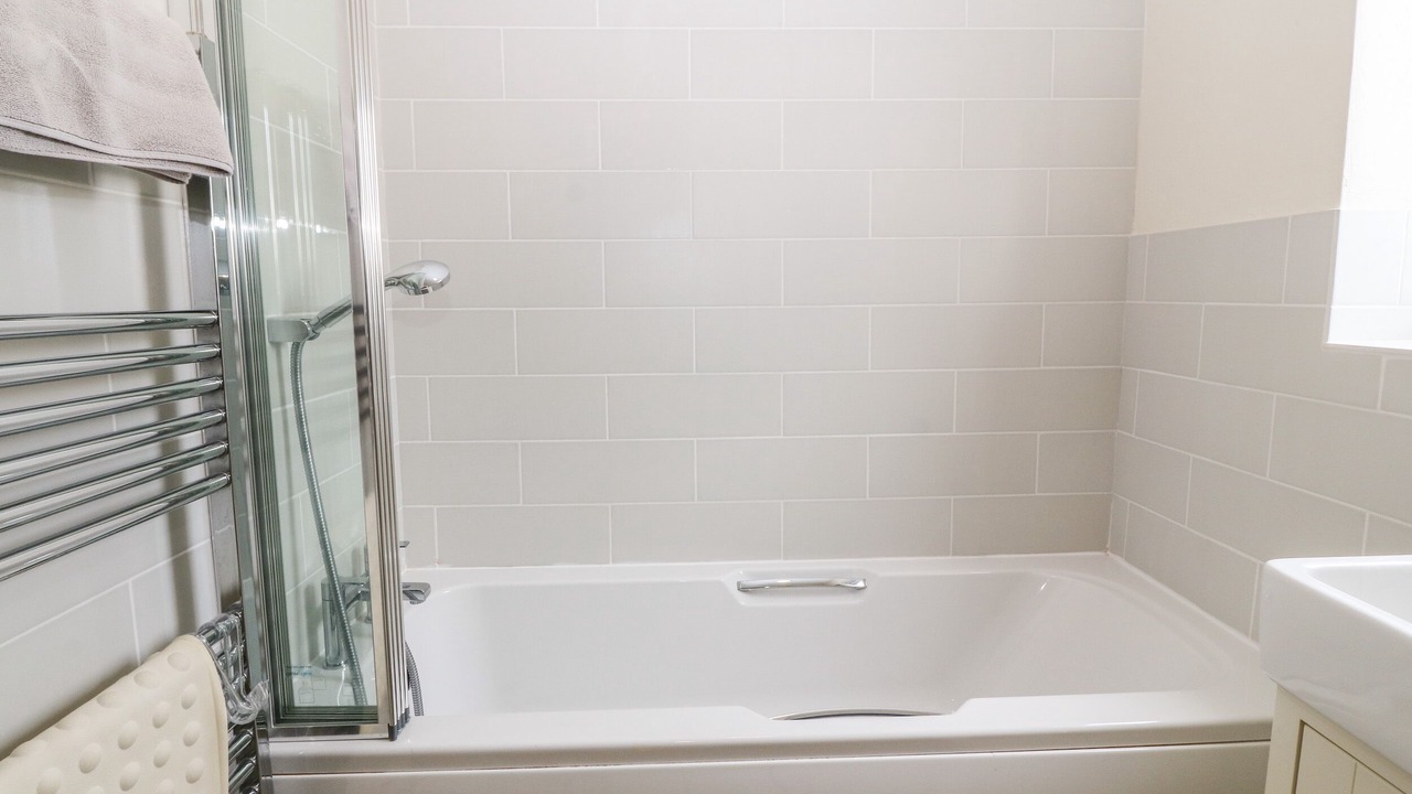 Photo of Bathroom in Edern