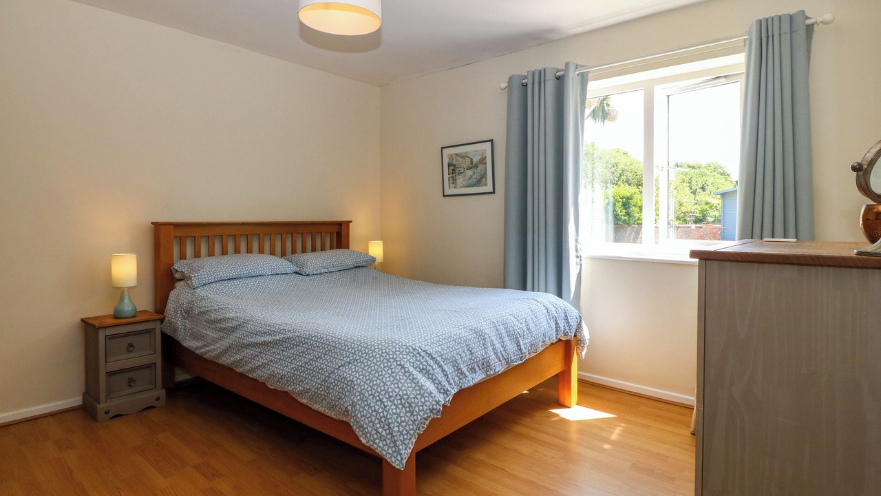 Photo of Bedroom in Edern