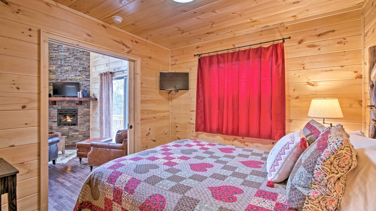 Photo of Bedroom in Bryson City