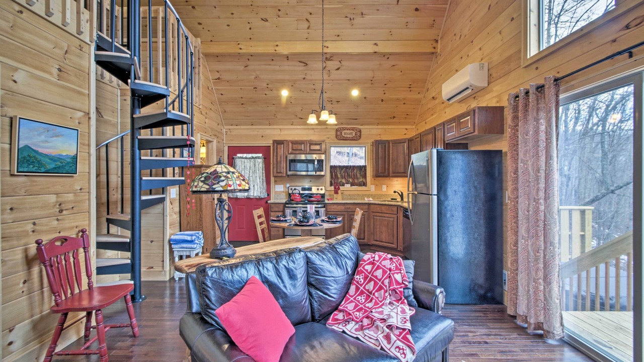 Photo of Livingroom in Bryson City
