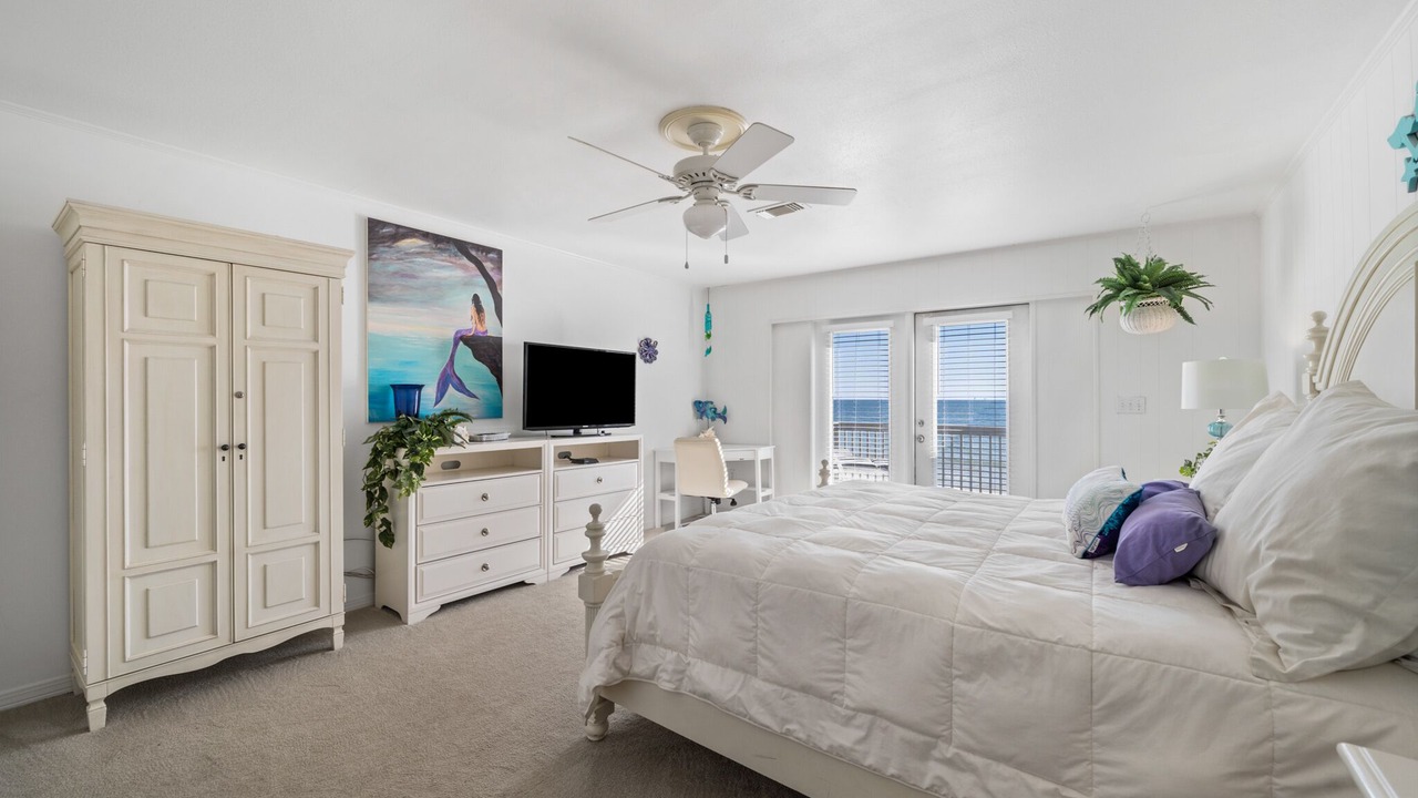 Photo of Bedroom in Surf Side Shores