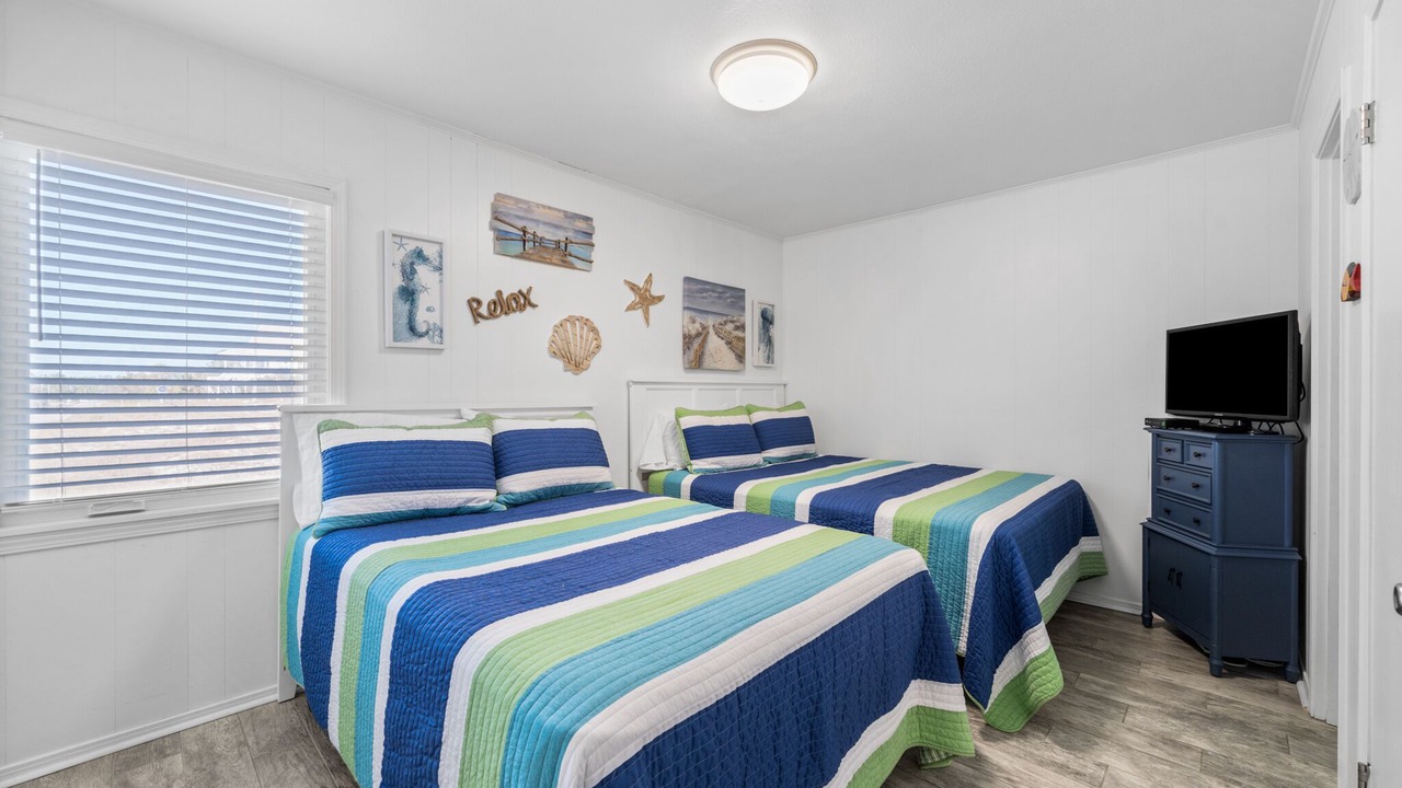 Photo of Bedroom in Surf Side Shores