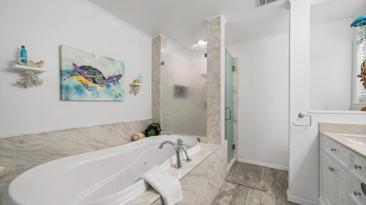 Photo of Bathroom in Surf Side Shores
