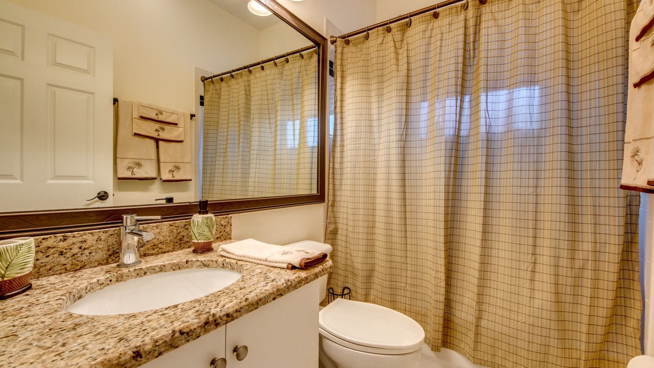 Photo of Bathroom in Pelican