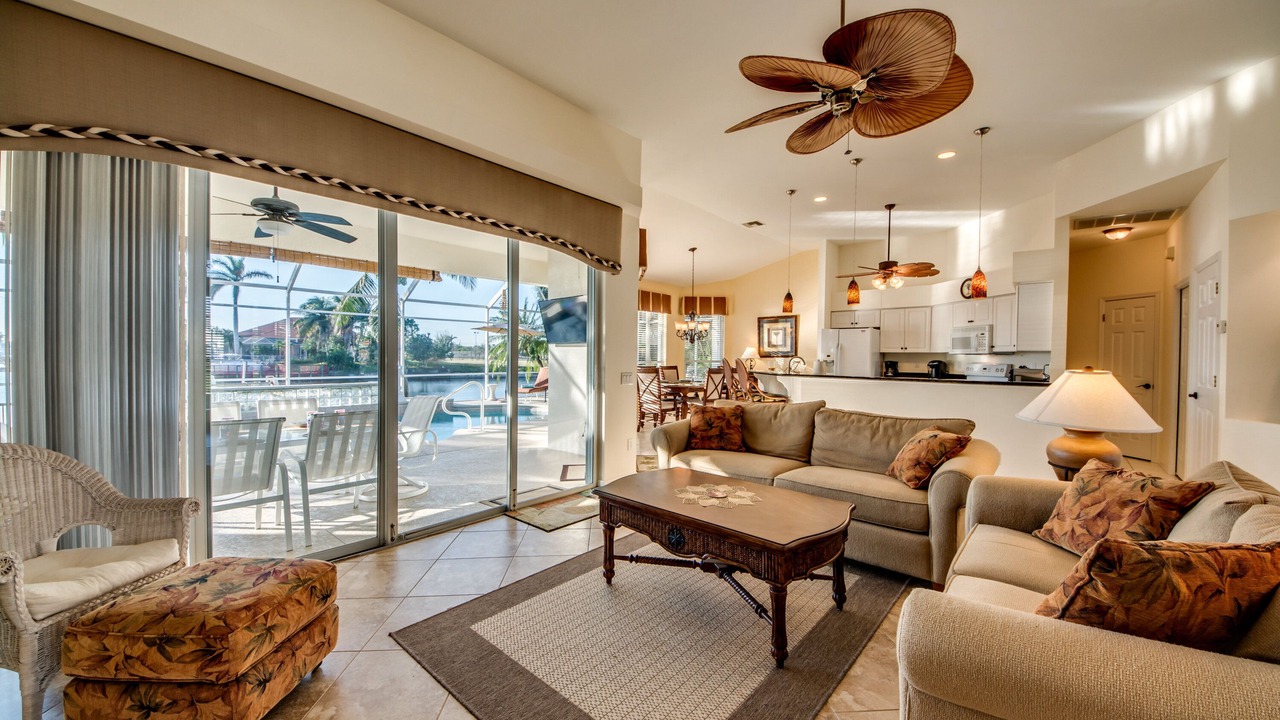 Photo of Livingroom in Pelican