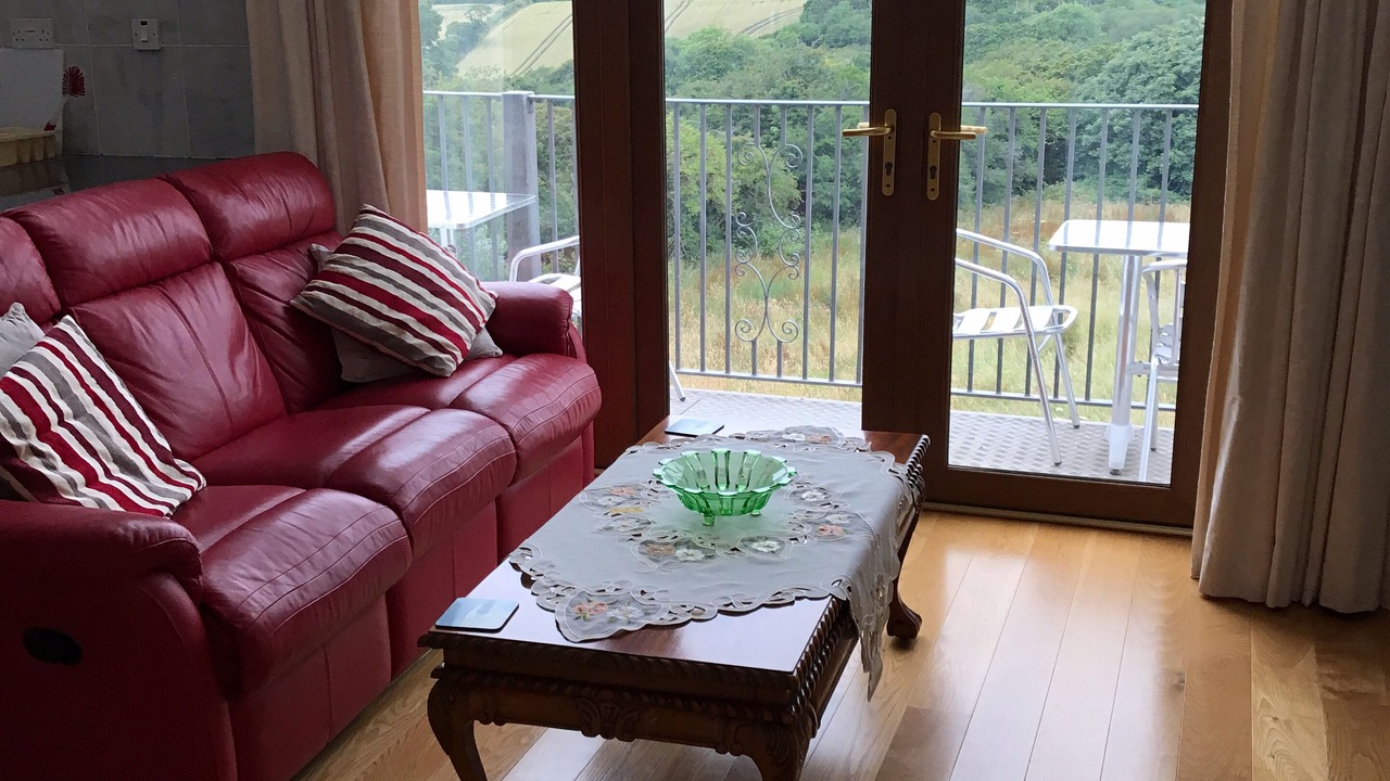 Photo of Livingroom in Probus