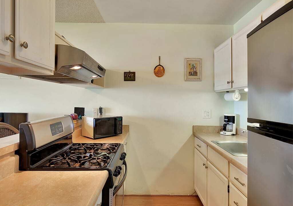 Photo of Kitchen in Kaunakakai