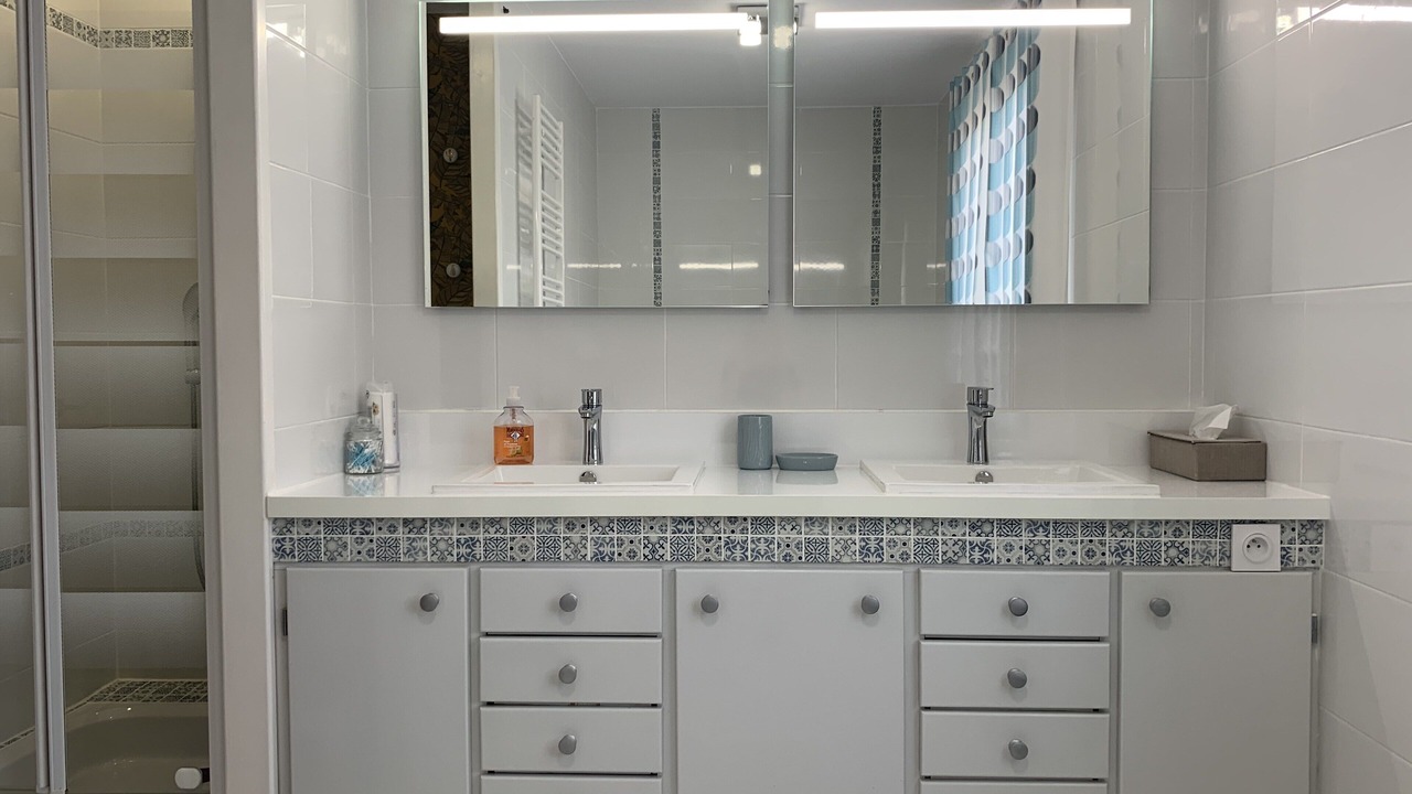 Photo of Bathroom in LHoumeau