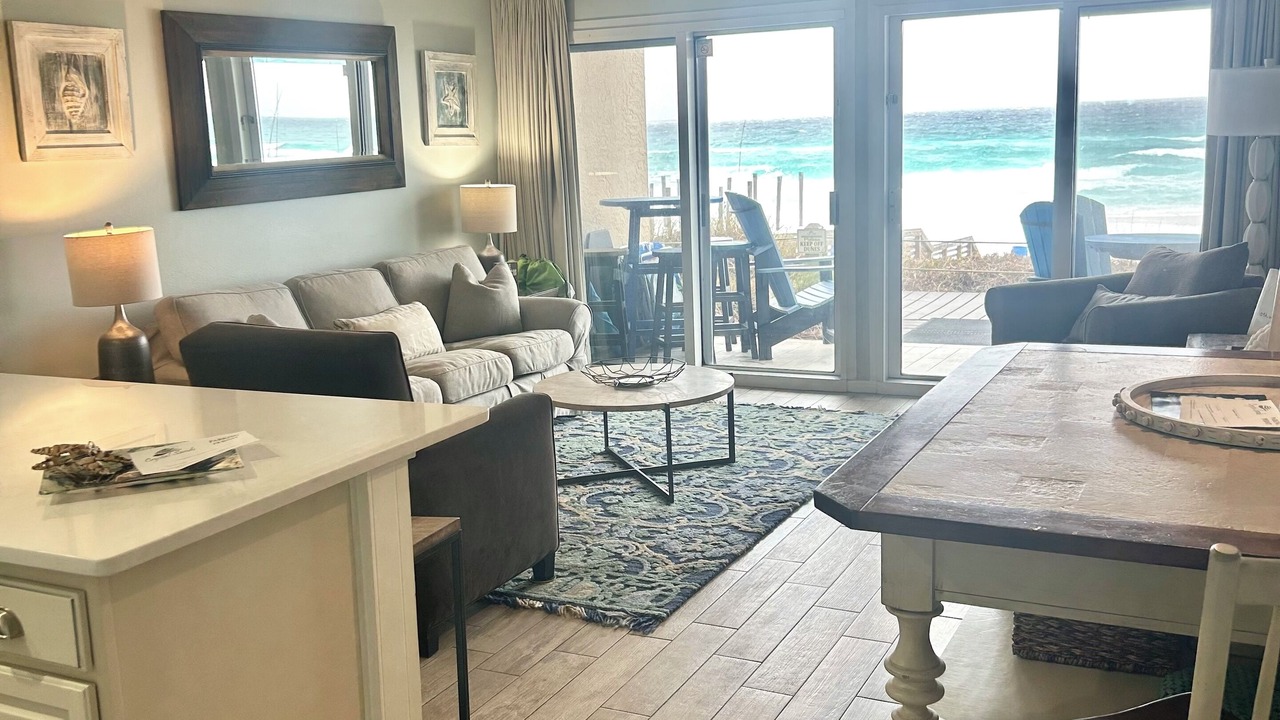 Photo of Livingroom in Crystal Beach