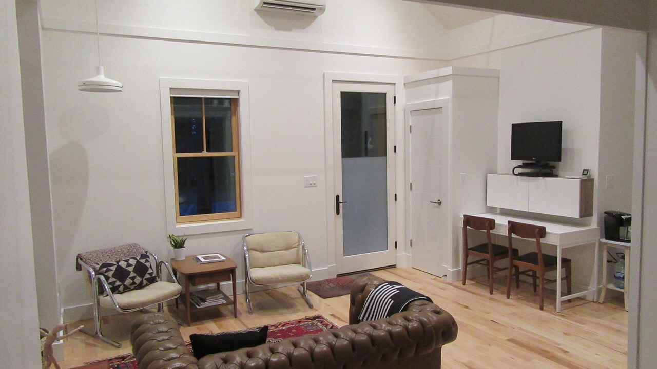 Photo of Livingroom in Charlottesville