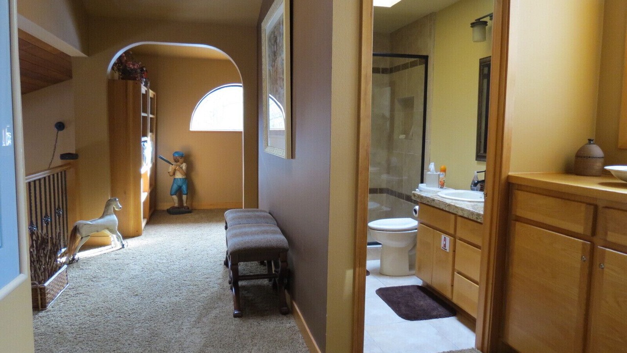 Photo of Bathroom in Black Butte Ranch